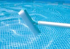 Intex 28003 Deluxe Pool Maintenance Kit -Pool Supplies Shop 28003 deluxe pool maintenance kit 3