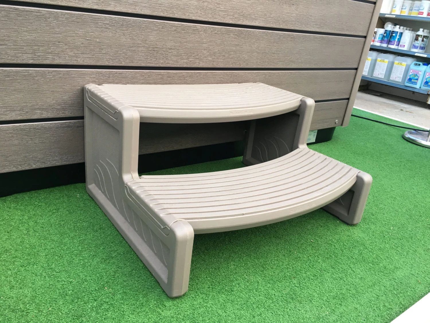 Hot Tub Steps (Reversible Flat Or Round) - Portobello 1 Hot Tub Steps (Reversible Flat Or Round) - Portobello